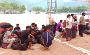 त्राही-त्राही त्राहिमाम... (गढ़वाली कविता) - दुर्गा नौटियाल https://www.bolpahadi.in/2020/05/blog-post-trahi-trahi-trahimam-gargwali-poem-durga-nautiyal.html